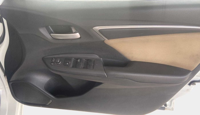 2017 Honda Jazz 1.2L I-VTEC V AT, Petrol, Automatic, 44,475 km, Driver Side Door Panels Control