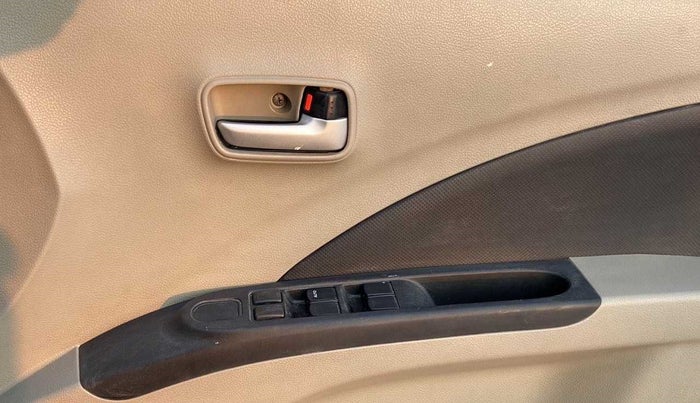 2014 Maruti Celerio VXI, Petrol, Manual, 1,03,676 km, Driver Side Door Panels Control