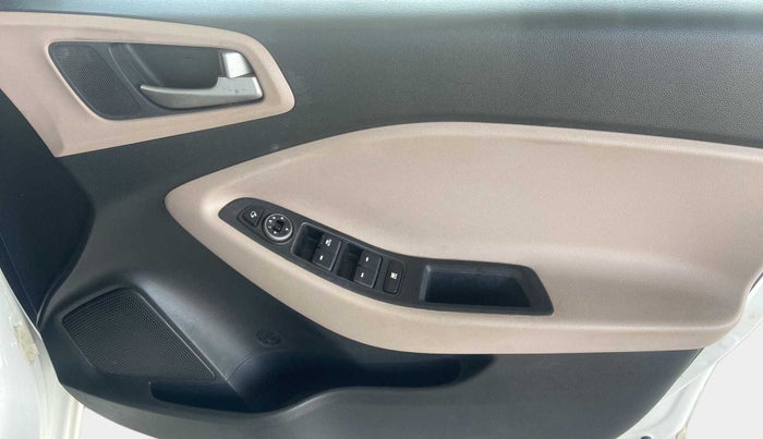 2018 Hyundai Elite i20 ASTA 1.2 (O), Petrol, Manual, 72,762 km, Driver Side Door Panels Control