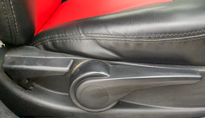 2016 Tata Tiago XZ PETROL, Petrol, Manual, 68,327 km, Driver Side Adjustment Panel