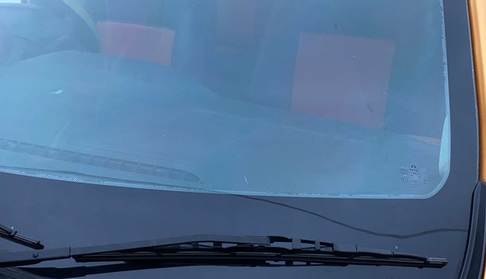 2016 Tata Tiago XZ PETROL, Petrol, Manual, 68,327 km, Front windshield - Minor spot on windshield