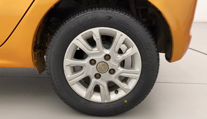 2016 Tata Tiago XZ PETROL, Petrol, Manual, 68,327 km, Left Rear Wheel