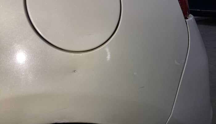 2011 Maruti Swift VXI, Petrol, Manual, 57,362 km, Left quarter panel - Paint has minor damage