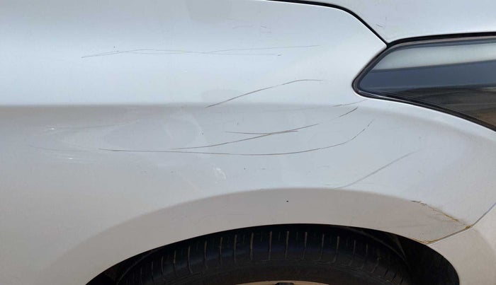 2015 Hyundai Elite i20 SPORTZ 1.2 (O), Petrol, Manual, 32,686 km, Right fender - Minor scratches