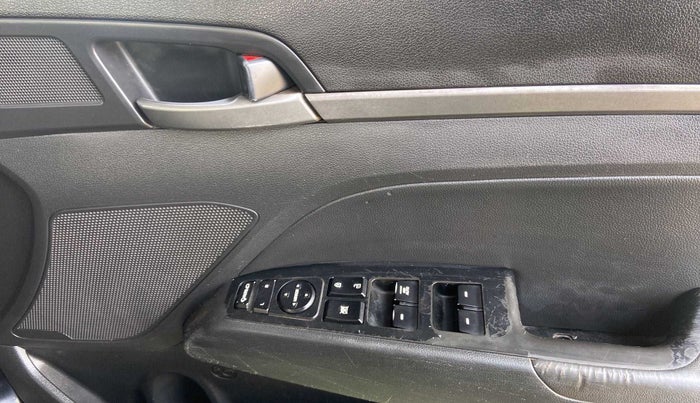 2018 Hyundai New Elantra 2.0 SX(O) AT PETROL, Petrol, Automatic, 67,245 km, Driver Side Door Panels Control