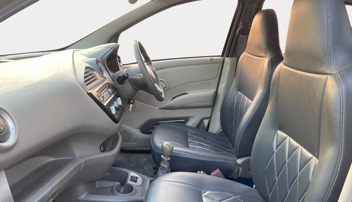 2016 Datsun Redi Go T (O), Petrol, Manual, 56,664 km, Right Side Front Door Cabin