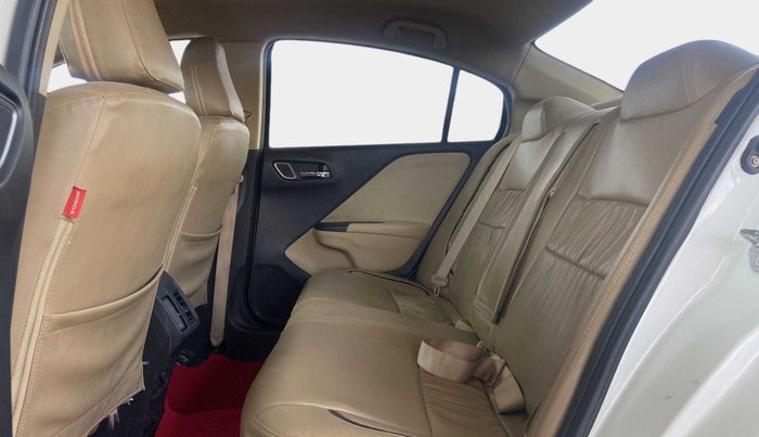 2019 Honda City 1.5L I-VTEC V MT, Petrol, Manual, 66,658 km, Right Side Rear Door Cabin