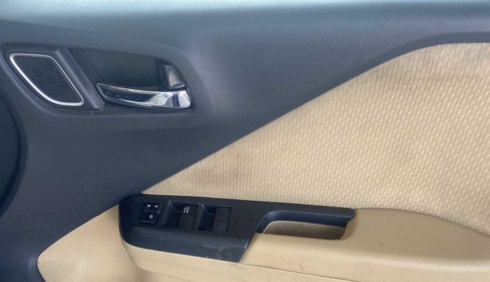 2019 Honda City 1.5L I-VTEC V MT, Petrol, Manual, 66,658 km, Driver Side Door Panels Control