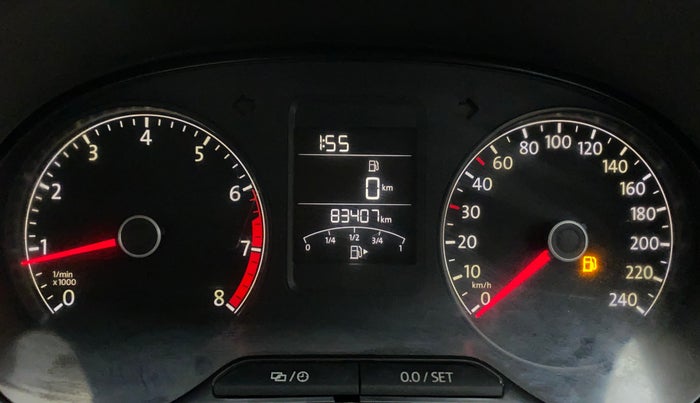 2016 Volkswagen Vento HIGHLINE 1.6 MPI, Petrol, Manual, 83,407 km, Odometer Image
