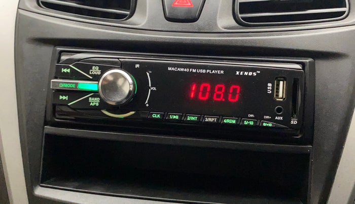 2015 Hyundai Eon ERA +, Petrol, Manual, 84,708 km, Infotainment system - AM/FM Radio - Not Working