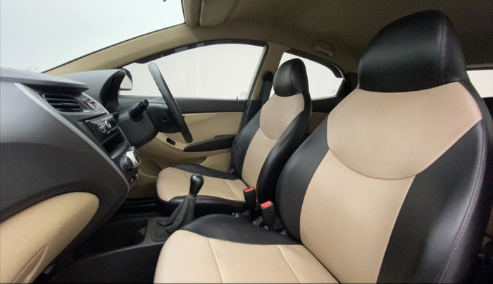 2015 Hyundai Eon ERA +, Petrol, Manual, 84,708 km, Right Side Front Door Cabin