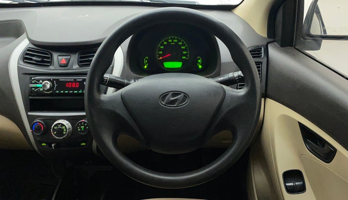 2015 Hyundai Eon ERA +, Petrol, Manual, 84,708 km, Steering Wheel Close Up