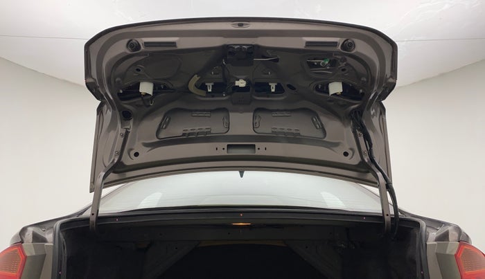 2016 Honda City 1.5L I-VTEC V MT, Petrol, Manual, 94,154 km, Boot Door Open