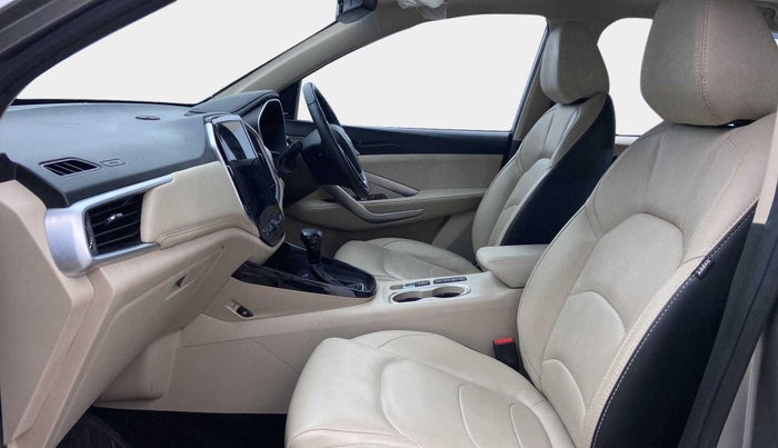 2023 MG HECTOR SHARP 1.5 PETROL CVT, Petrol, Automatic, 13,580 km, Right Side Front Door Cabin