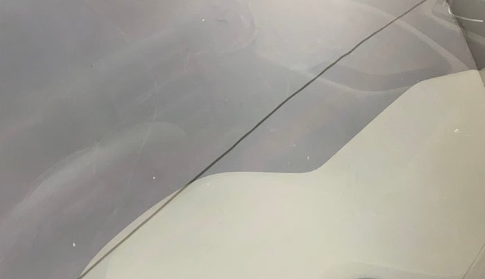 2020 Hyundai Elite i20 SPORTZ PLUS 1.2, Petrol, Manual, 50,395 km, Front windshield - Minor spot on windshield