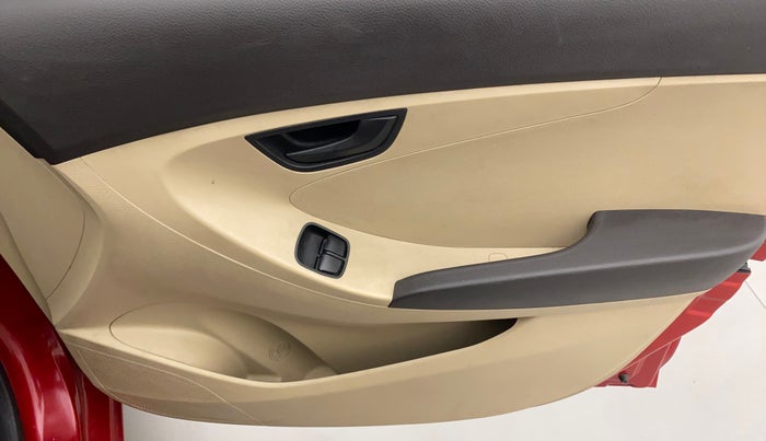 2015 Hyundai Eon ERA +, Petrol, Manual, 21,963 km, Driver Side Door Panels Control