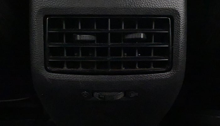 2017 Hyundai Elite i20 ASTA 1.2, Petrol, Manual, 54,147 km, Rear AC Vents