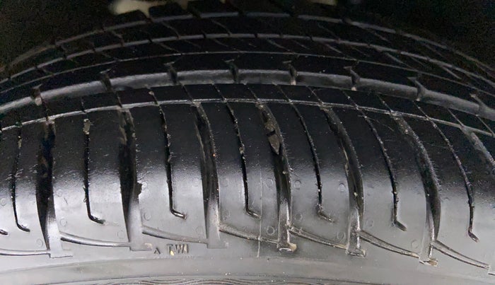 2019 Maruti Vitara Brezza VDI, Diesel, Manual, 5,899 km, Left Rear Tyre Tread