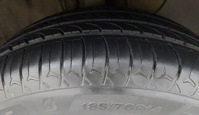 2018 Hyundai Elite i20 SPORTZ 1.2, Petrol, Manual, 40,874 km, Right Front Tyre Tread