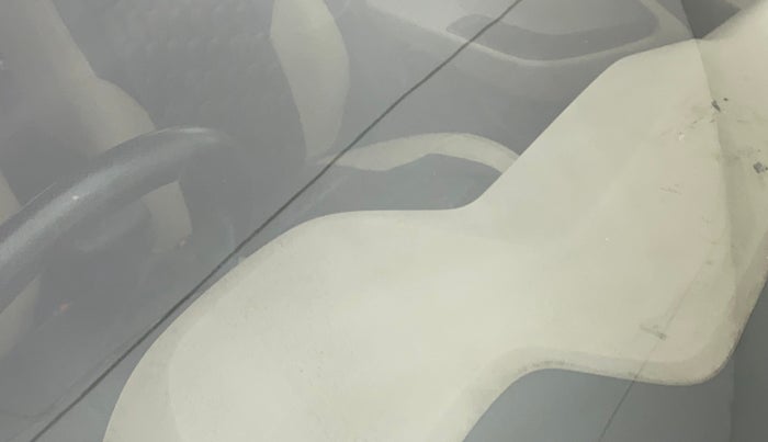 2018 Hyundai Elite i20 SPORTZ 1.2, Petrol, Manual, 40,874 km, Front windshield - Minor spot on windshield