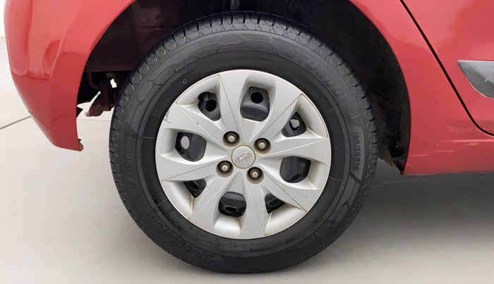 2018 Hyundai Elite i20 SPORTZ 1.2, Petrol, Manual, 40,874 km, Right Rear Wheel
