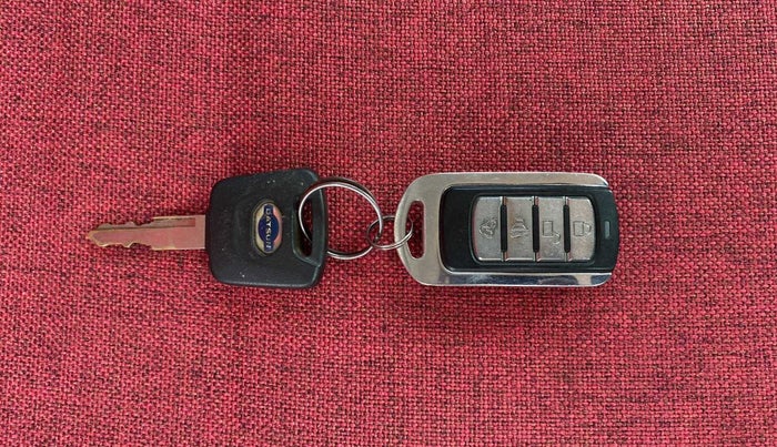 2019 Datsun Redi Go A, Petrol, Manual, 10,581 km, Key Close Up