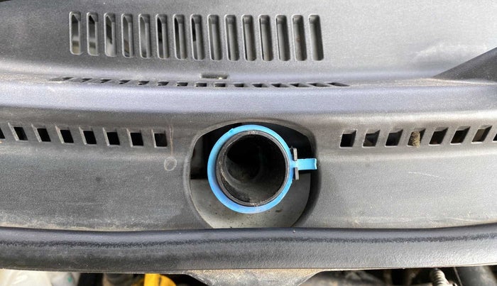 2019 Datsun Redi Go A, Petrol, Manual, 10,581 km, Front windshield - Wiper bottle cap missing