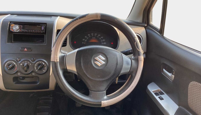 2014 Maruti Wagon R 1.0 LXI, Petrol, Manual, 84,322 km, Steering Wheel Close Up
