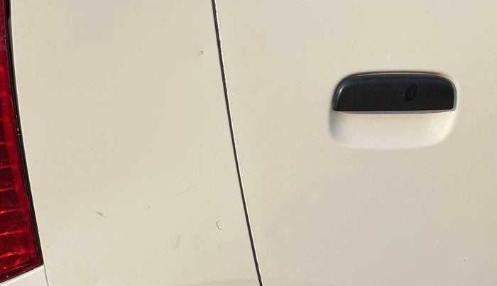 2014 Maruti Wagon R 1.0 LXI, Petrol, Manual, 84,322 km, Right quarter panel - Minor scratches