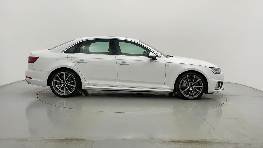 2019 Audi A4 2.0 Tfsi S Tronic S Line, Automatic, 26641 km, Right Side View