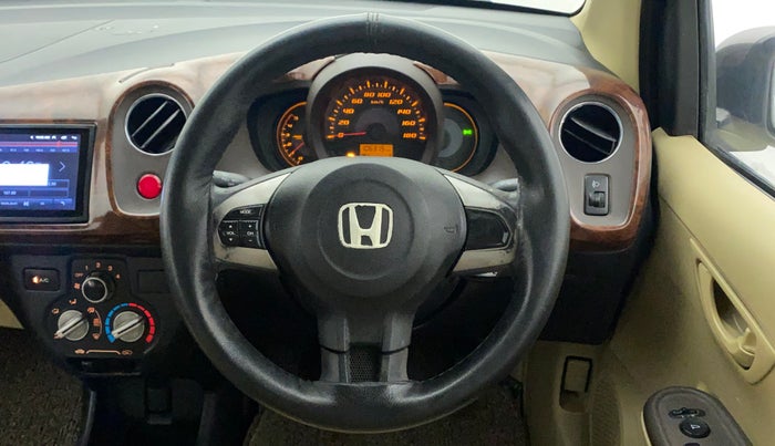 2013 Honda Amaze 1.5L I-DTEC S, Diesel, Manual, 1,06,315 km, Steering Wheel Close Up