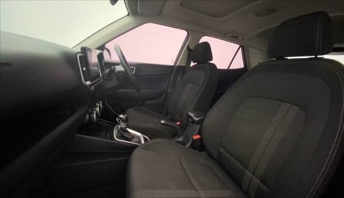 2020 Hyundai VENUE SX PLUS 1.0 TURBO DCT, Petrol, Automatic, 54,289 km, Right Side Front Door Cabin