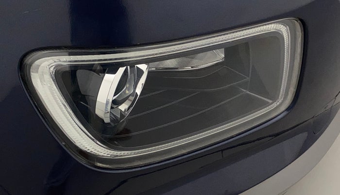 2020 Hyundai VENUE SX PLUS 1.0 TURBO DCT, Petrol, Automatic, 54,289 km, Right headlight - Minor scratches