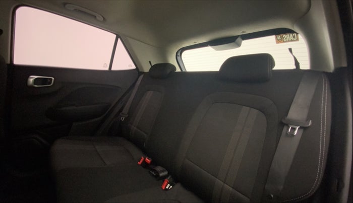 2020 Hyundai VENUE SX PLUS 1.0 TURBO DCT, Petrol, Automatic, 54,289 km, Right Side Rear Door Cabin