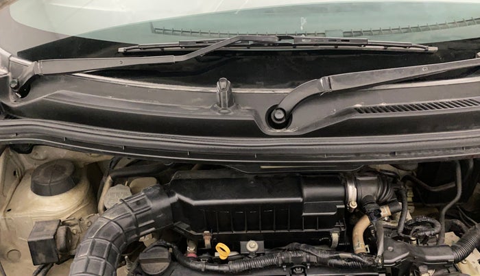 2019 Maruti New Wagon-R VXI (O) 1.2 AMT, Petrol, Automatic, 98,073 km, Bonnet (hood) - Cowl vent panel has minor damage
