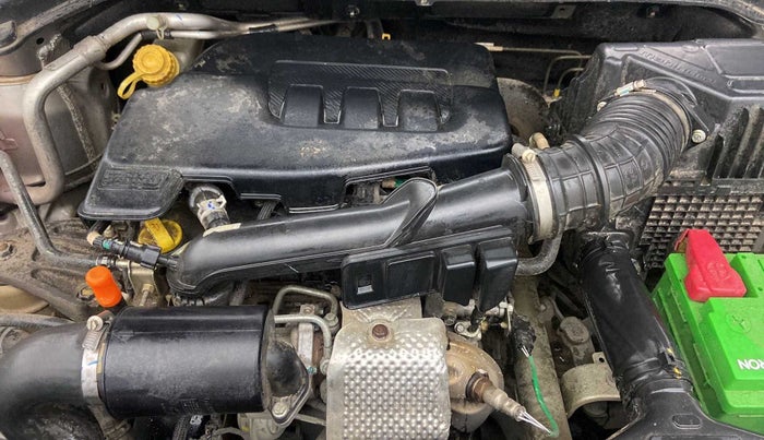 2019 Mahindra XUV300 W8 1.2 PETROL, Petrol, Manual, 47,968 km, Open Bonet