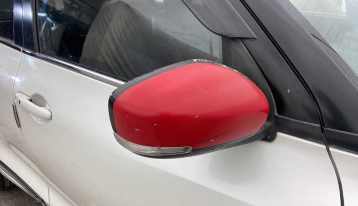 2018 Maruti Swift ZXI PLUS, Petrol, Manual, 27,158 km, Right rear-view mirror - Minor scratches