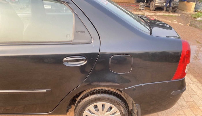 2011 Toyota Etios G, Petrol, Manual, 45,012 km, Left quarter panel - Paint has minor damage