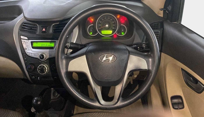 2015 Hyundai Eon SPORTZ, Petrol, Manual, 50,129 km, Steering Wheel Close Up