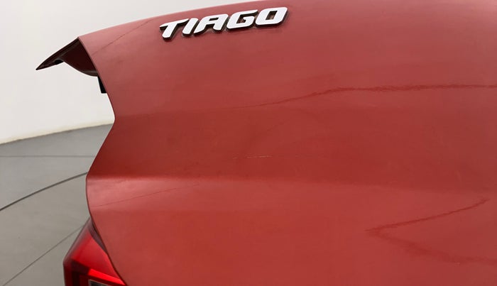 2018 Tata Tiago XM PETROL, Petrol, Manual, 58,624 km, Dicky (Boot door) - Minor scratches