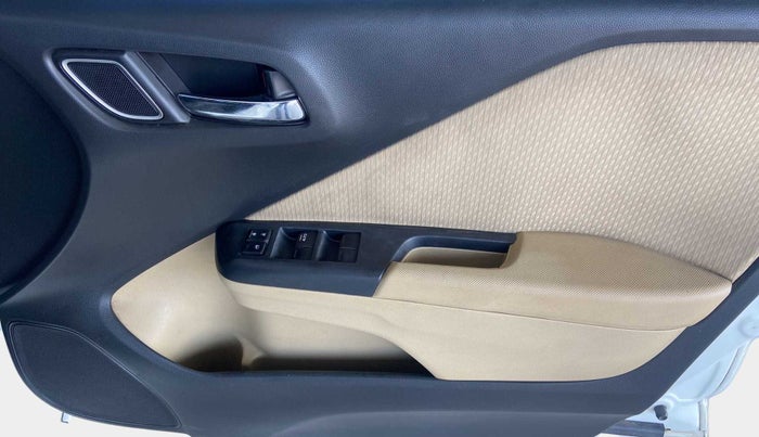 2017 Honda City 1.5L I-VTEC V MT, Petrol, Manual, 72,677 km, Driver Side Door Panels Control