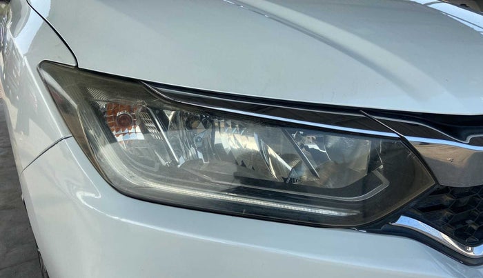 2017 Honda City 1.5L I-VTEC V MT, Petrol, Manual, 72,677 km, Right headlight - Minor scratches