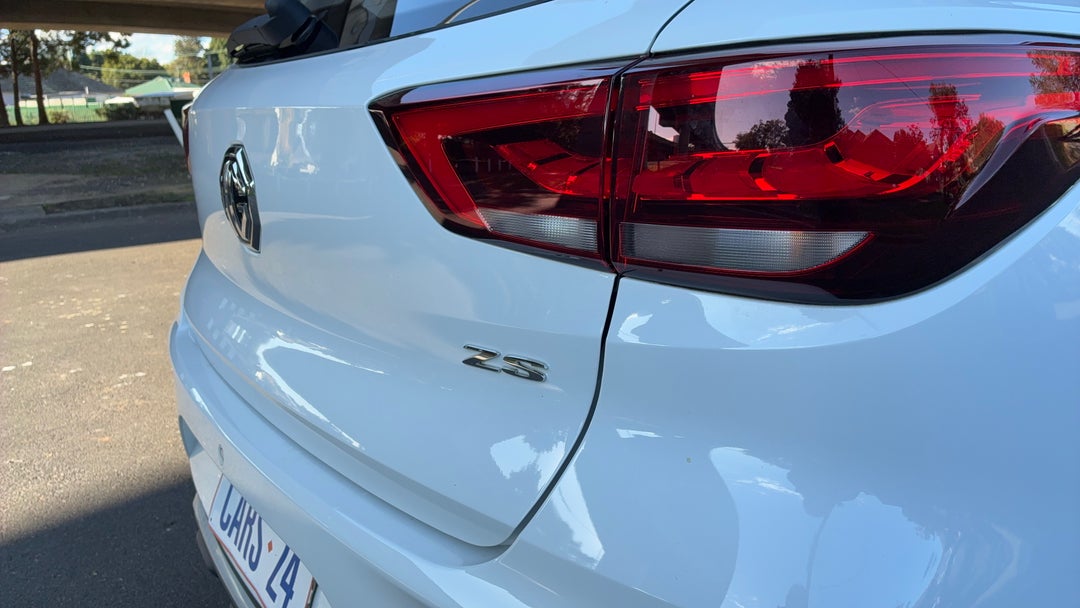 Badge (Boot Right Side)