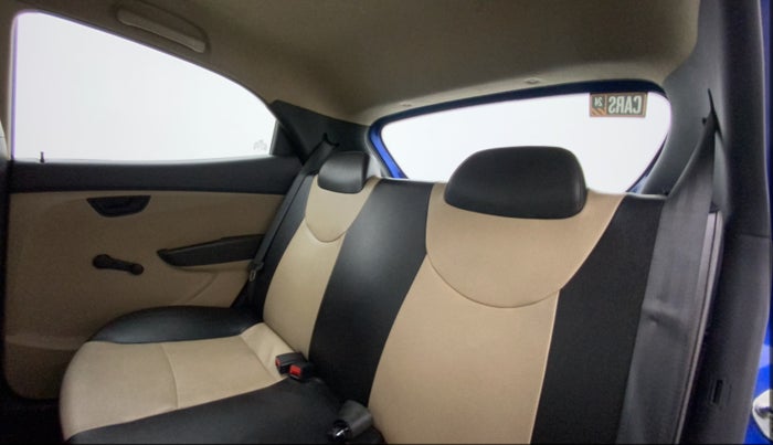 2016 Hyundai Eon ERA +, Petrol, Manual, 62,710 km, Right Side Rear Door Cabin