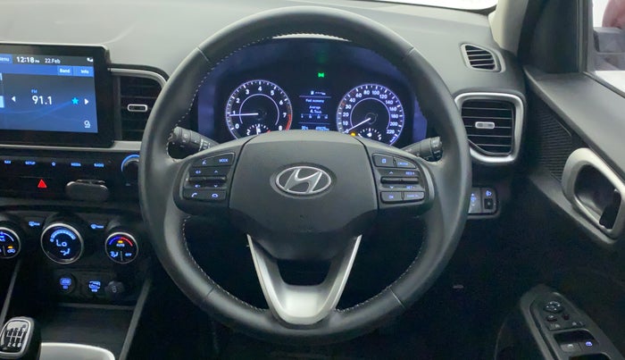 2019 Hyundai VENUE SX 1.0 (O) TURBO, Petrol, Manual, 49,825 km, Steering Wheel Close Up