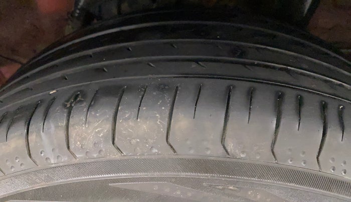 2019 Hyundai VENUE SX 1.0 (O) TURBO, Petrol, Manual, 49,825 km, Left Rear Tyre Tread