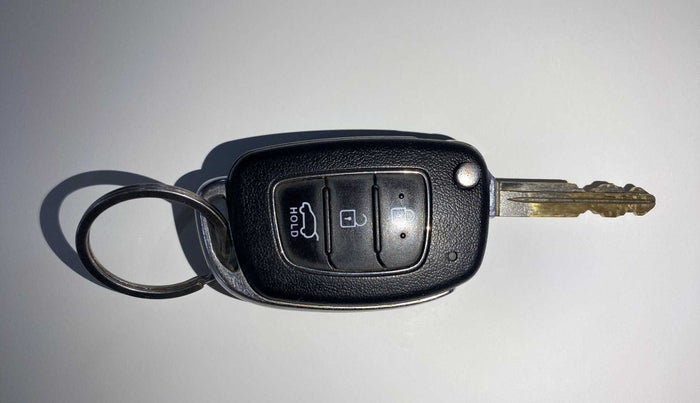 2020 Hyundai Creta EX 1.5 PETROL, Petrol, Manual, 33,245 km, Key Close Up
