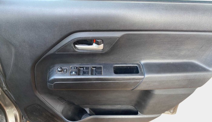 2019 Maruti New Wagon-R ZXI 1.2, Petrol, Manual, 44,404 km, Driver Side Door Panels Control