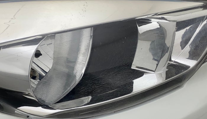 2016 Tata Tiago XZ PETROL, Petrol, Manual, 76,863 km, Right headlight - Minor scratches