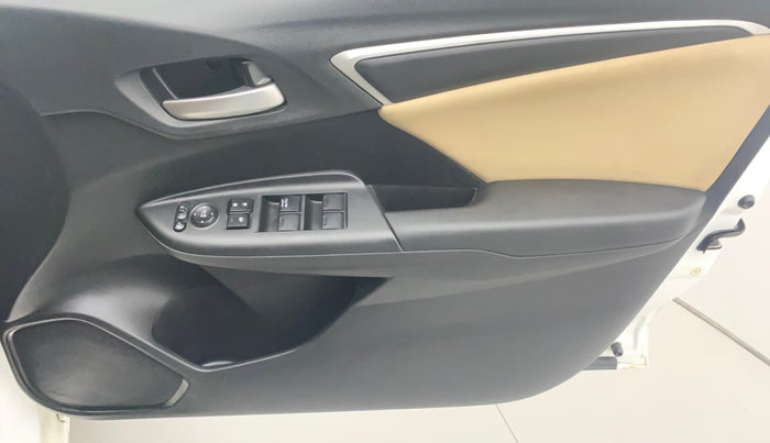 2019 Honda Jazz 1.2L I-VTEC VX, Petrol, Manual, 39,903 km, Driver Side Door Panels Control